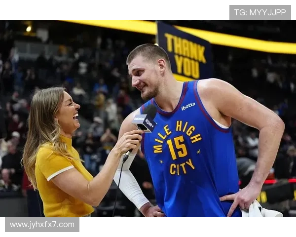 约基奇轻松砍下33分15板16助展现超凡实力媒体人称其表现令人惊叹 约基奇轻松砍下33分15板16助展现超凡实力媒体人称其表现令人惊叹